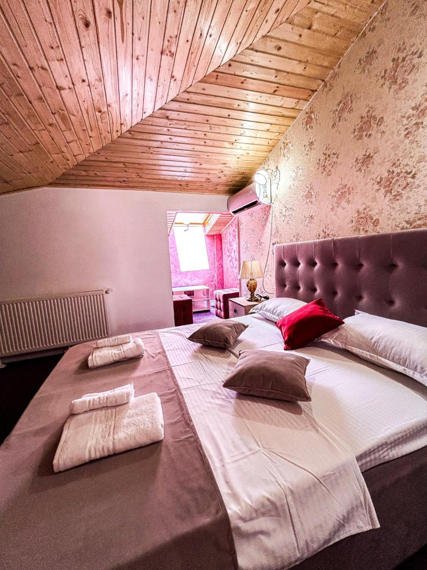 Hotel Boutique Casa Vermont Bukarest Eksteriør billede