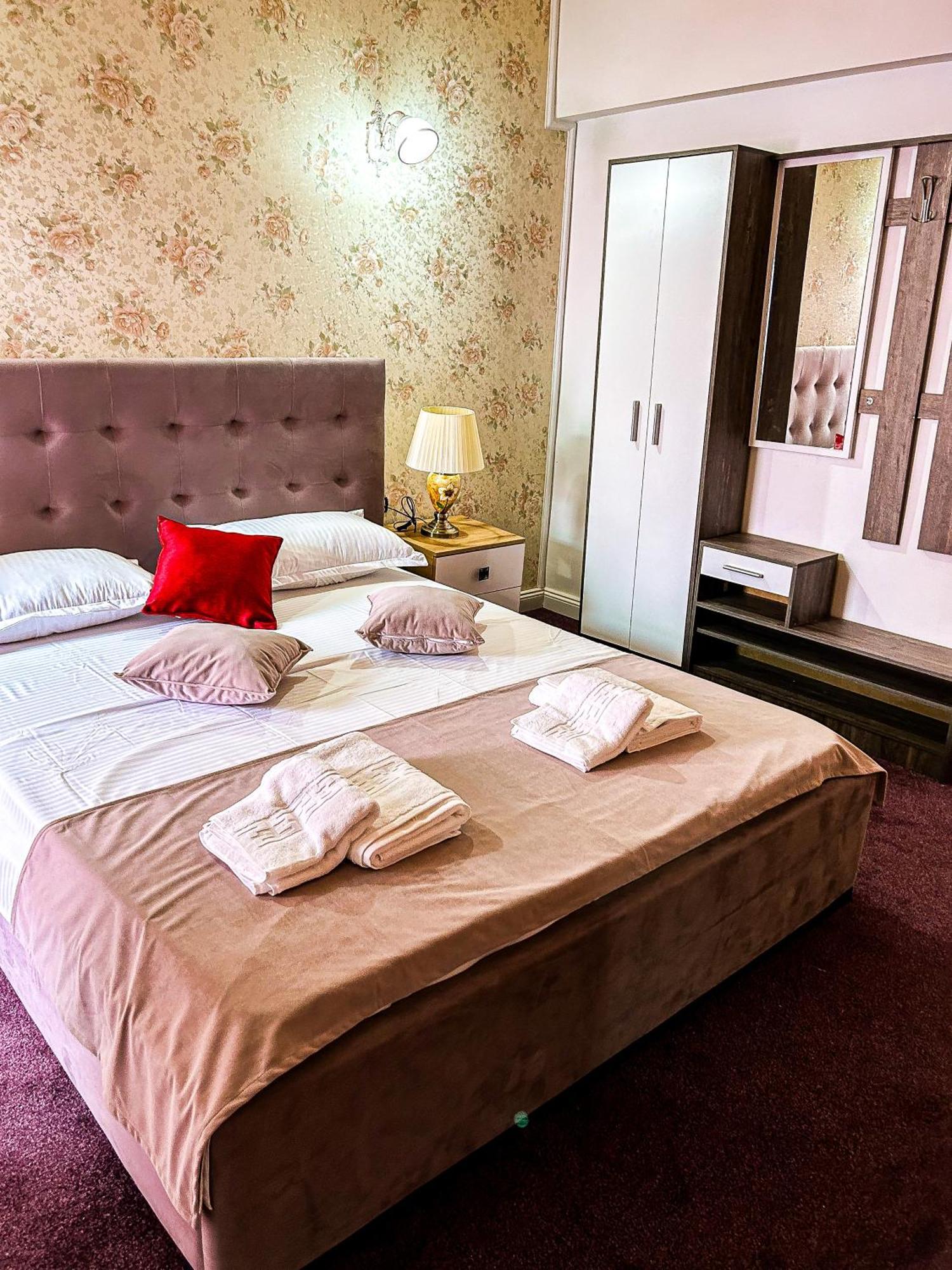 Hotel Boutique Casa Vermont Bukarest Eksteriør billede